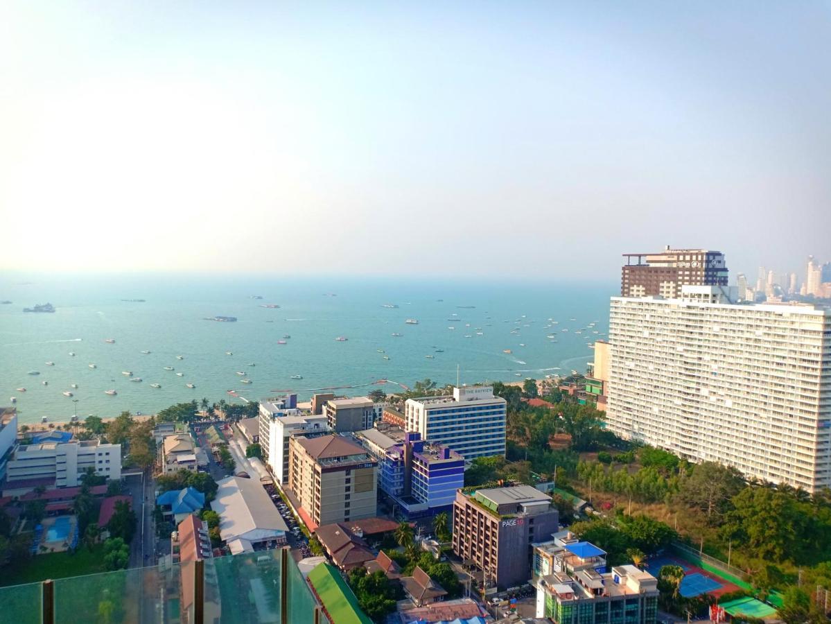 The Base Horizon Central Pattaya Exterior foto