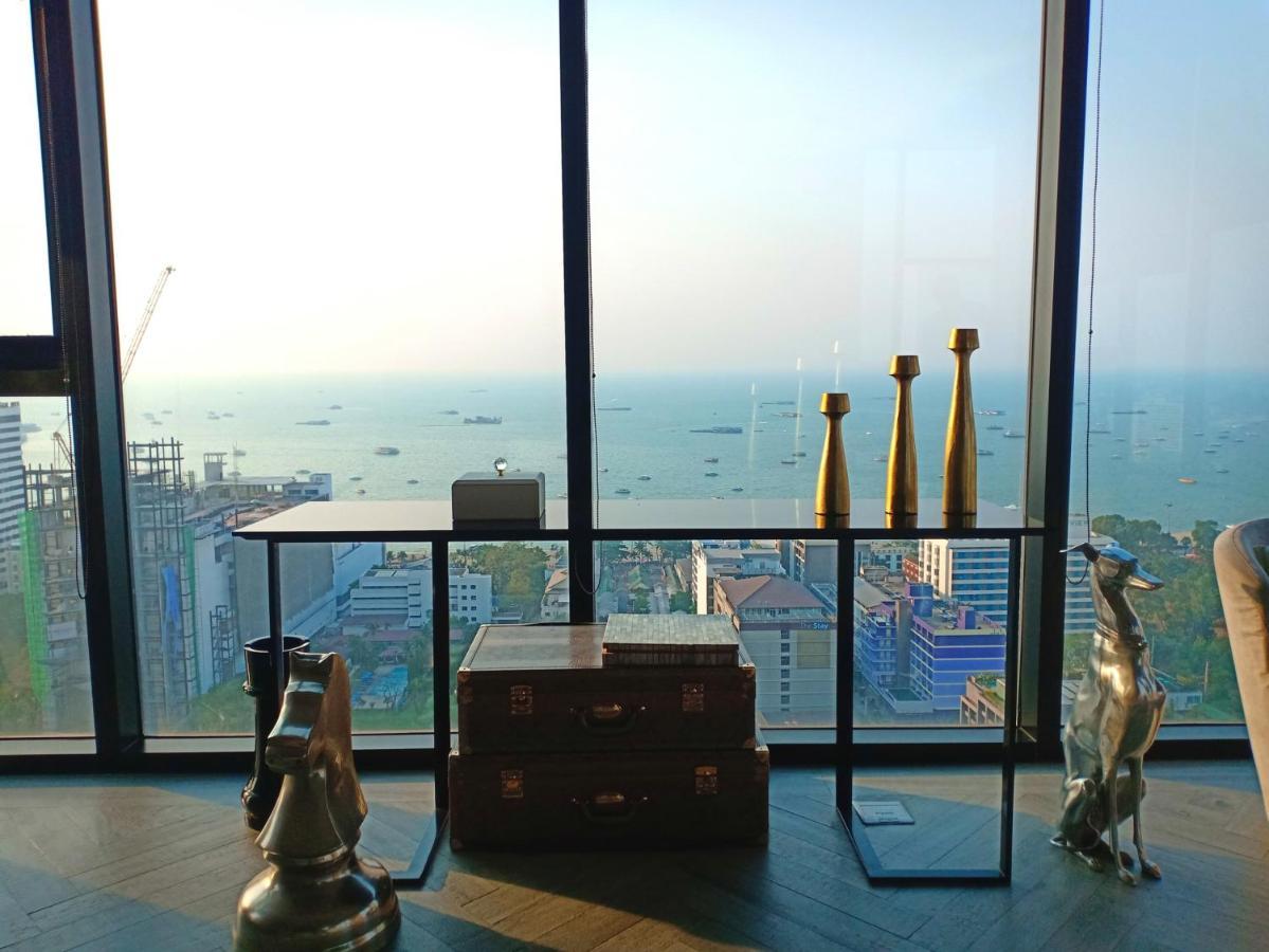 The Base Horizon Central Pattaya Exterior foto