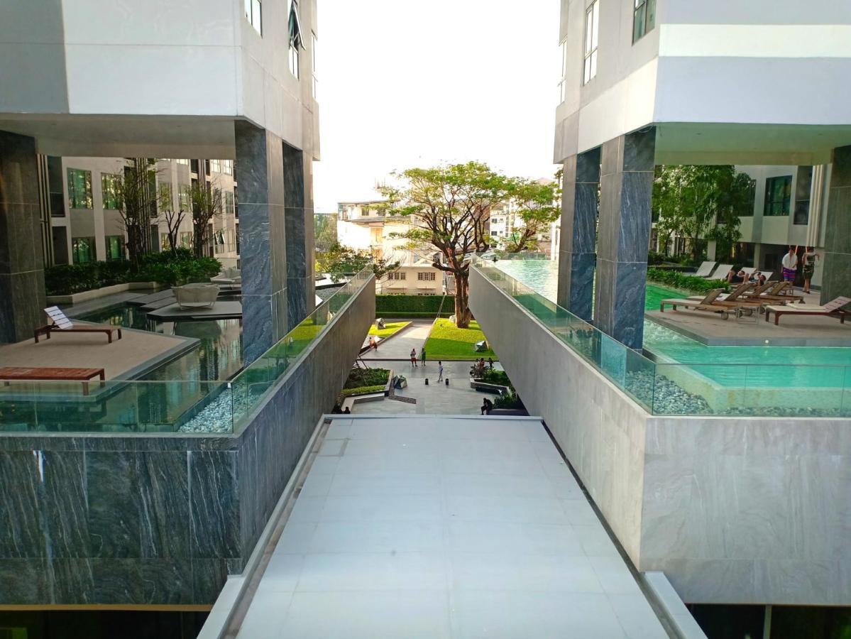 The Base Horizon Central Pattaya Exterior foto